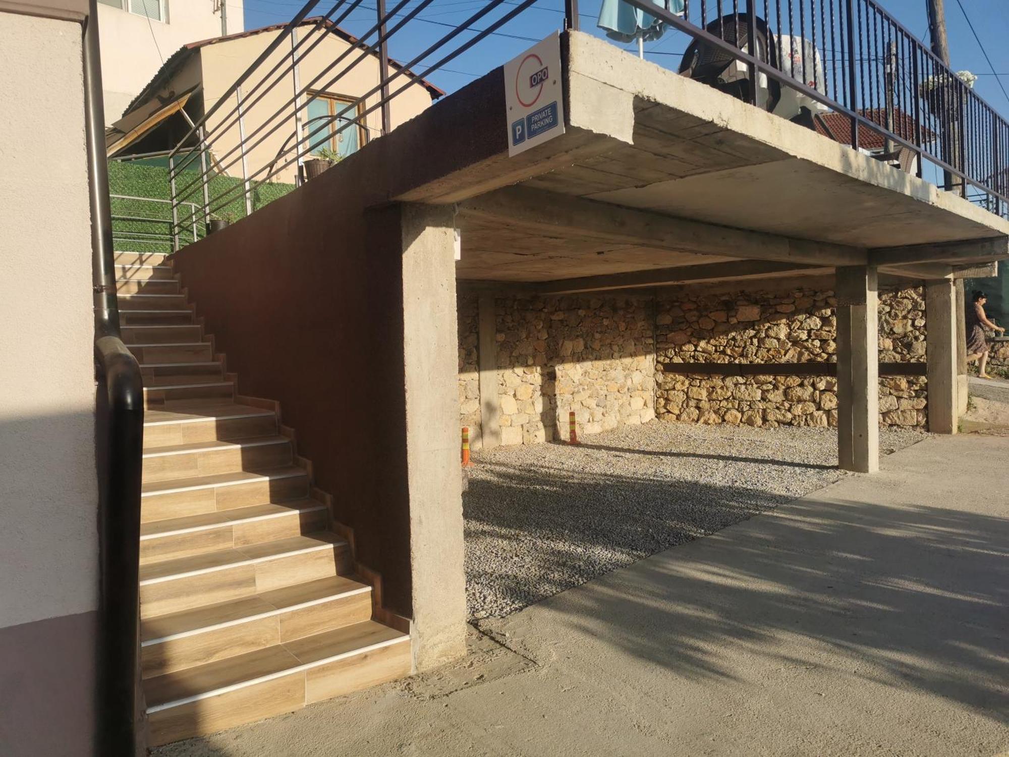 Gopo Guesthouse Elshani Exterior foto